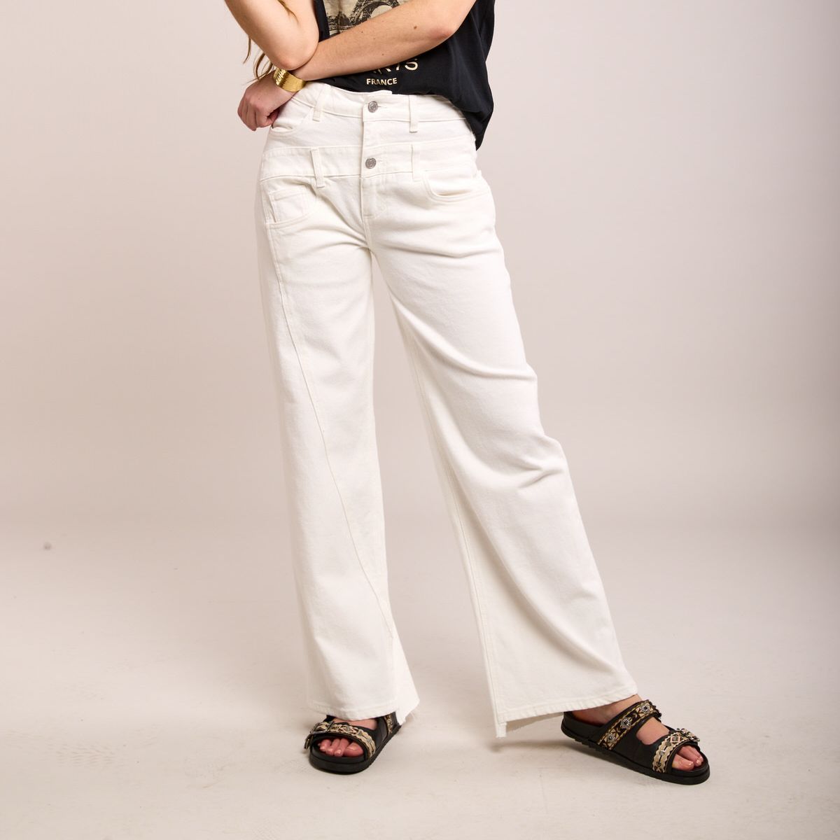 GROOTHANDEL IN EXCLUSIEVE <span>DAMESMODE</span>.